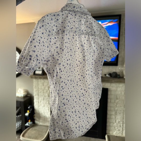 Gifted. Jacadi Dress Shirt - Picture 3 of 3